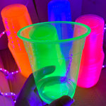 Neon-Partybecher UV-Glow (40 Stück, 12oz)